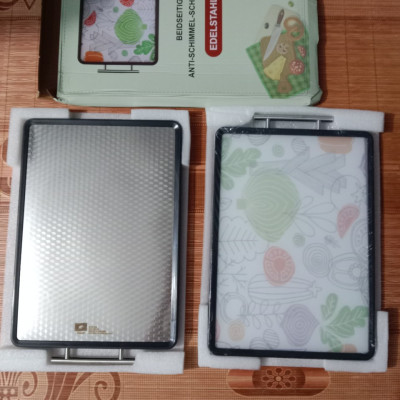 Thớt INOX 304 cao cấp với thiết kế 2 mặt bền bỉ, tiện lợi, an toàn cho sức khỏe: kháng khuẩn, chống nấm mốc, chống trơn trượt (SIZE LỚN)