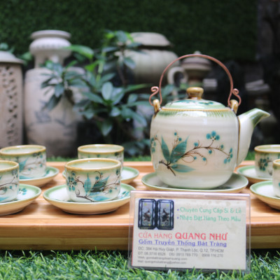 Bộ ấm trà men bóng vẽ trúc xanh