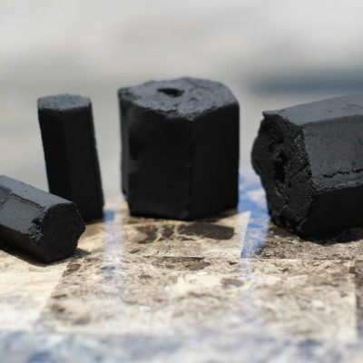 Than nướng không khói làm từ Gáo dừa chính hãng R2D hộp 2Kg an toàn cho người dùng