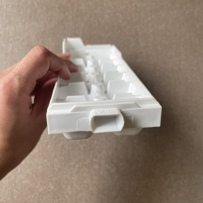 KHAY ĐÁ XOAY TRONG HỘP LÀM ĐÁ TỰ ĐỘNG TỦ LẠNH TOSHIBA - HÀNG CHÍNH HÃNG