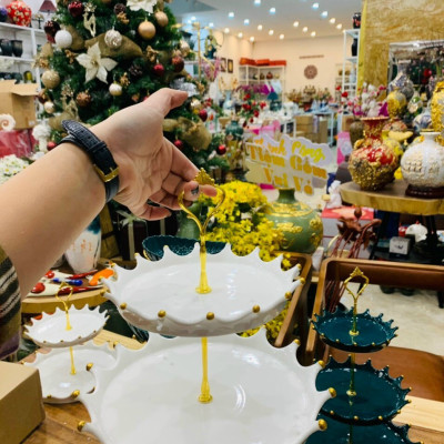 KHAY ĐỰNG BÁNH KẸO HOA QUẢ HAI TẦNG BẰNG SỨ CAO  CẤP VIỀN VƯƠNG MIỆN - ANTH659