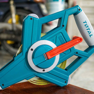 THƯỚC CUỘN THÉP 50 MÉT TOTAL TMT710506 - HÀNG CHÍNH HÃNG