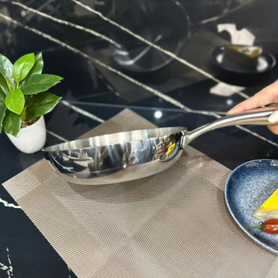 Chảo Chống Dính Tự Thân Seka Cạn Lòng SK630 - Chất Liệu Cao Cấp, Nấu Ăn Dễ Dàng