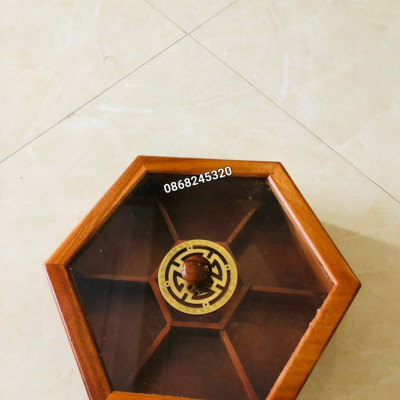 Khay đựng mứt tết ,bách kẹo ,hạt dưa ...bằng  gỗ hương 