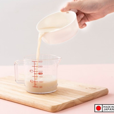 Ca đong chia vạch Inomata 300ml nội địa Nhật Bản