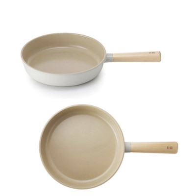 [Hàng chính hãng] Chảo chiên, cạn chống dính bếp từ Fika Neoflam 24cm. thành cao 5,4cm, dài 41cm (bao gồm cán), khối lượng 765g, phủ gốm chống dính cả trong, ngoài. Màu trắng ngà. Hàng có sẵn giao ngay.