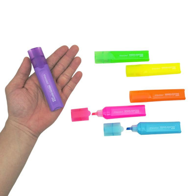 Bút Dạ Quang Thân Màu - Stacom HL113Y - Màu Vàng