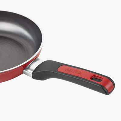 Chảo Chống Dính Forge Red Meyer