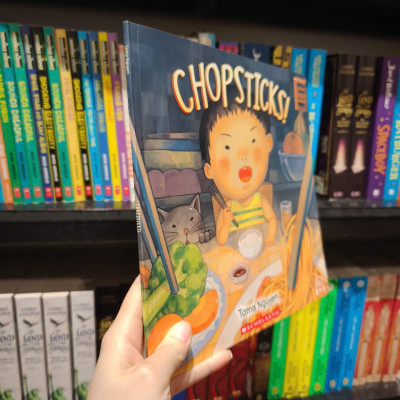 Sách - Chopsticks! by Toma Nguyen - Sách truyện tranh thiếu nhi bằng tiếng anh/ Pictures Book In English