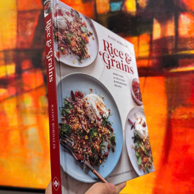 Sách - Rice & Grains: More than 70 delicious and nourishing recipes by Kathy Kordalis