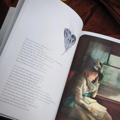 Sách - Khi Yêu - Phiên bản Khổ lớn Bìa gỗ