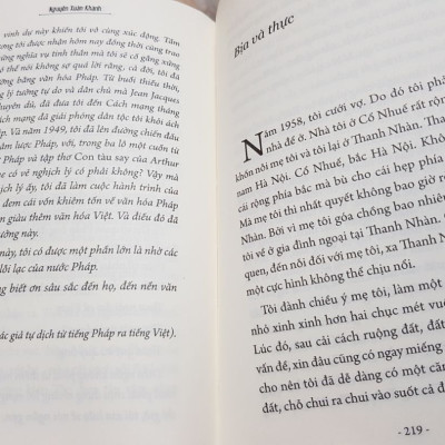 Tiếng Người Trong Văn (Hồi Ức Văn Chương)