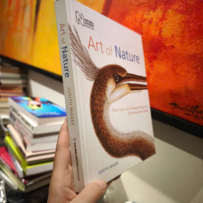 Sách - Art of Nature: Three Centuries of Natural History Art from Around the World by Judith Magee
