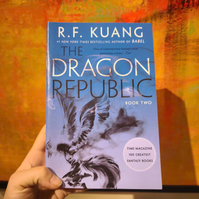 Sách - The Dragon Republic (The Poppy War, 2) by R. F Kuang/Best Science Fiction & Fantasy/Paperback US/Ngoại văn chính hãng