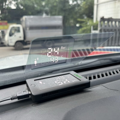 Màn hình hiển thị kính lái tích hợp cảm biến áp suất lốp ô tô Lifepro hàng chính hãng