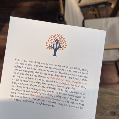 PHẨM CHẤT CỦA NHỮNG NHÀ GIÁO ƯU TÚ – Ken Bain – Hải Anh và Lê Thảo dịch – IPER – Quảng Văn – NXB Dân Trí (Bìa mềm)