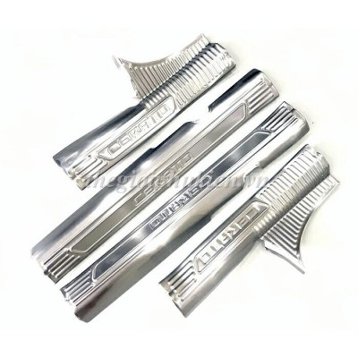 BỘ SẢN PHẨM Nẹp bước chân và ốp chống trầy cốp Kia Cerato 2019-2020 - Mẫu Inox