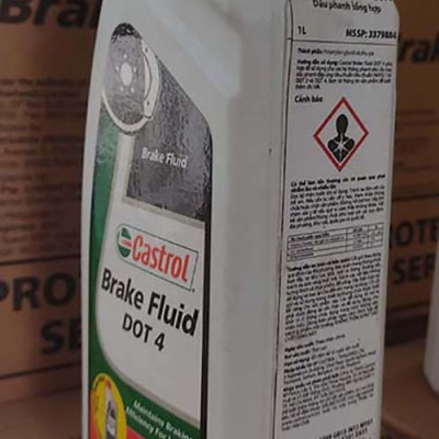 Dầu hộp phanh Castrol Brake Fluid DOT 4, 1L, can 1 lít