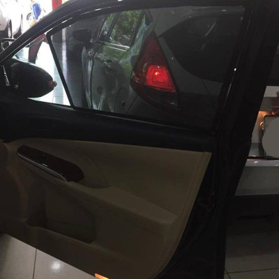 Bộ 4 miếng chắn nắng vải lưới theo xe TOYOTA CAMRY 2019-2020 có gắn nam châm hút