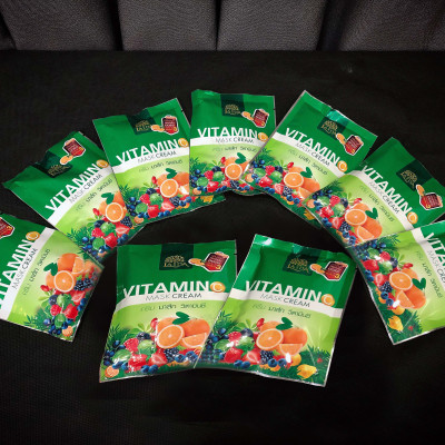 KEM TRẮNG DA BODY VITAMIN C MASK CREAM 3 GÓI 50g