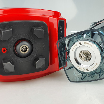 Máy xay sinh tố công nghiệp công suất lớn 1800W xay nhuyễn cực nhanh, màu ngẫu nhiên- Tặng bộ dao dự phòng-Hàng chính hãng nhập khẩu