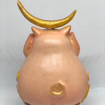 Tượng Gốm Thủ Công - Vẽ tay "Pig Moon"-Heo nhỏ nhặt Ánh Trăng Tri Thức-Tượng may mắn - trang trí dễ thương - Pig Moon Bookstore