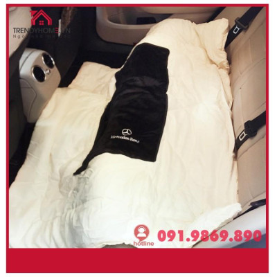  Chăn ô tô kiêm gối gấp gọn logo Mercedes | Sản phẩm chăn và gối 2 in 1