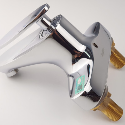 Vòi Lavabo nóng lạnh 2 chân Đồng mạ Chrome Eurolife EL-CAM03 (Trắng bạc)