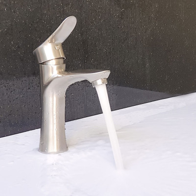 Vòi lavabo nóng lạnh Inox SUS 304 Eurolife EL-ORCHID 02 (Trắng vàng)