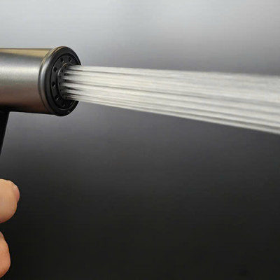 Bộ xịt vệ sinh cao cấp, tăng áp cao, khóa thông minh, chất liệu nhựa ABS mạ màu đen, màu vàng Eurolife EL-X13