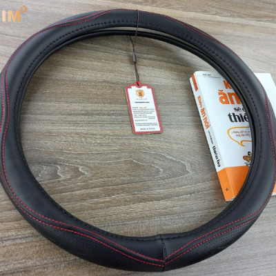 Bọc vô lăng cao cấp Macsim mã 8892 màu đen chỉ đỏ - chất liệu da thật - Khâu tay 100% size M phù hợp các loại xe