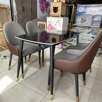 Bộ bàn ăn Tundo mặt đá cẩm thạch hiện đại 