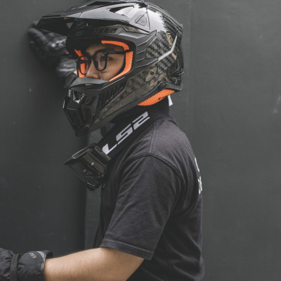 Mũ Bảo Hiểm Cào Cào LS2 MX703 X-Force Carbon