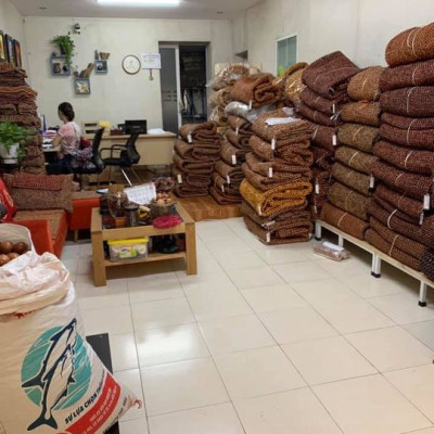 Chiếu Hạt Gỗ Trắc Bóng kích thước 1,2mx1,9m hạt 1.2cm ( video , hình thật )