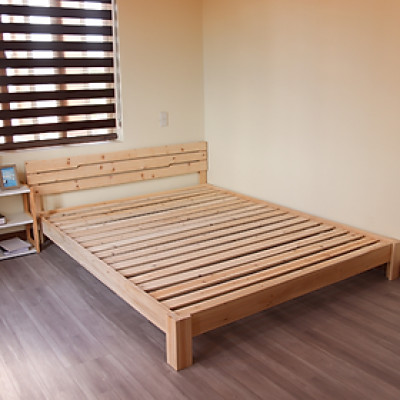 Giường ngủ gỗ CT05 Tundo màu vàng nhạt 