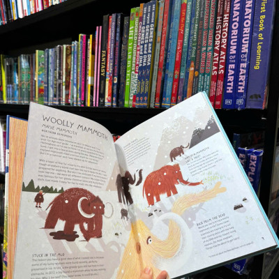 Sách - Maisie Mammoth