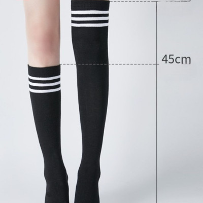 Tất Đùi Dày Dặn Qua Đầu Gối Dễ Thương Coplay Hàn Quốc Sọc Trắng Đen