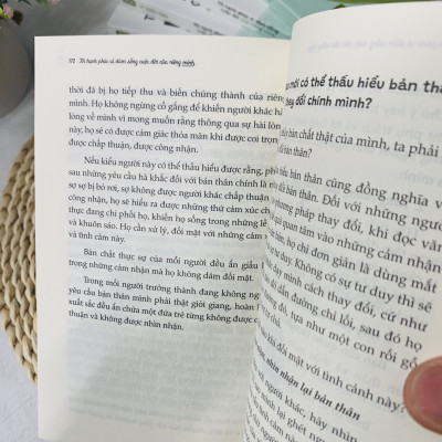 Tôi Hạnh Phúc Vì Dám Sống Cuộc Đời Của Riêng Mình