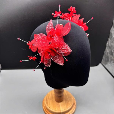 Cài tóc cô dâu hoa đỏ lưới nhũ đính hoa mẫu mới t12/2024