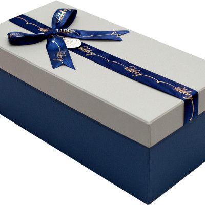 Hộp Quà Chữ Nhật Phượng Hoàng C223 - 31 x 15 x 12 cm - Giao mẫu ngẫu nhiên