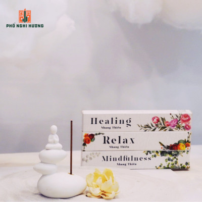 Nhang thiền Thư giãn Relax - Phổ Nghi Hương 20cm ngọt nhẹ, lành tính từ nguyên liệu thảo mộc tự nhiên phù hợp để thư giãn, thiền định và giúp bạn tập trung làm việc