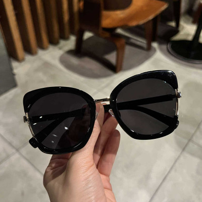 Kính râm Mắt mèo sành điệu cao cấp cho nữ + Tặng phụ kiện cao cấp kèm theo