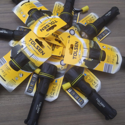 ĐÈN PIN CÁN BỌC NHỰA 3 LED DÙNG PIN TOLSEN 60020 - HÀNH CHÍNH HÃNG