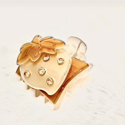 Kẹp Tóc Mái Mini Hình Quả Dâu Đính Đá – Phụ Kiện Trẻ Trung Cho Mái Tóc Xinh!