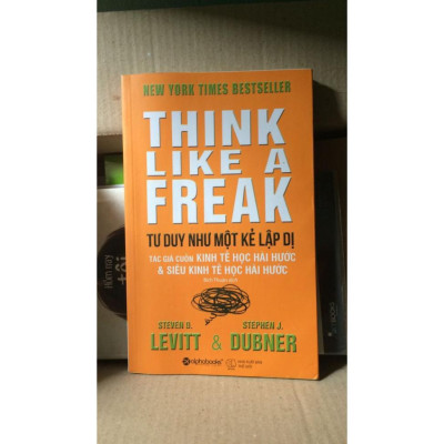 Tư Duy Như Một Kẻ Lập Dị