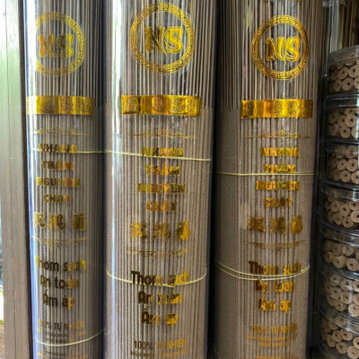 Hương, Nhang trầm hương tự nhiên thắp thờ cúng