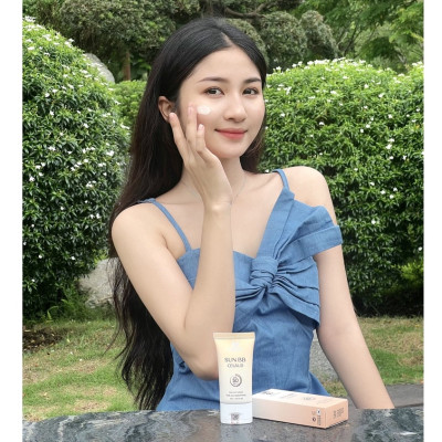 Combo sữa rửa mặt làm sạch sâu và kem chống nắng tối ưu cho da Celaud