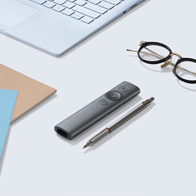 Bút trình chiếu từ xa Logitech Spotlight - không dây đến 30m, kết nối Bluetooth và USB, phóng to để nhấn mạnh, điều khiển con trỏ bật video - Hàng chính hãng