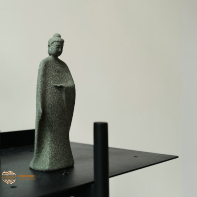 Tượng Phật "Chân Tâm" - kèm đế gỗ tự nhiên - Chất liệu bột đá