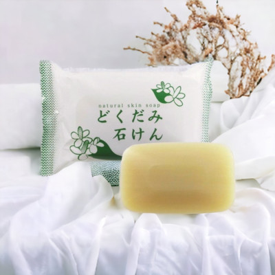 Xà Phòng Rửa Mặt Ngừa Mụn Chiết Xuất Lá Diếp Cá Chinoshio Dokudami Soap (130 G)